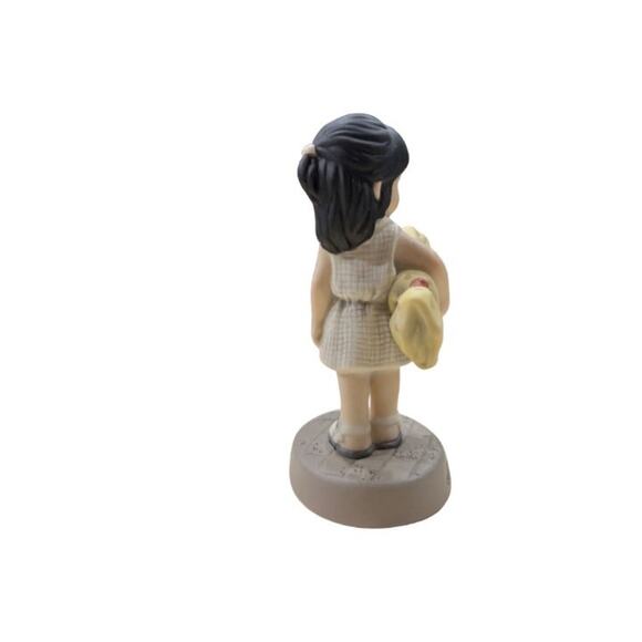 Retired "I'm Sweet On You" Kim Anderson Porcelain Doll and Treat Figurine #11360 - Picture 3 of 4